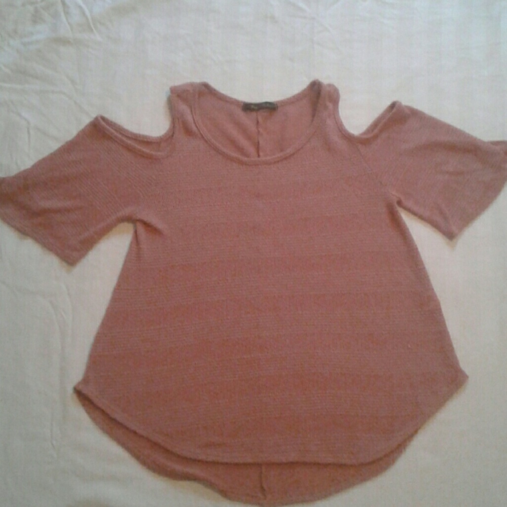 Juniors top